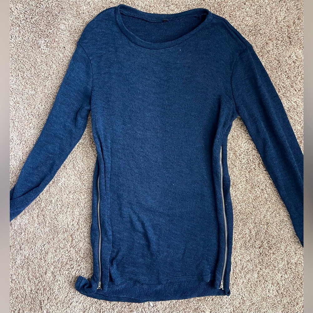 Dark Blue Long Sleeve Shirt with Fashion Zippers on the Side